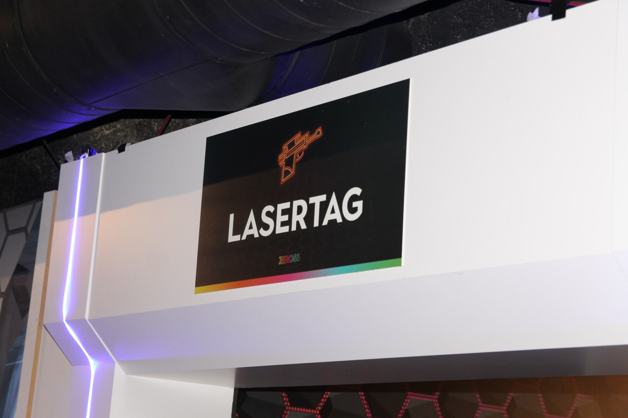 Laser gaming with YER [INCLUDING PIZZA]