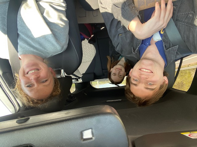 Hitch-hiking competition