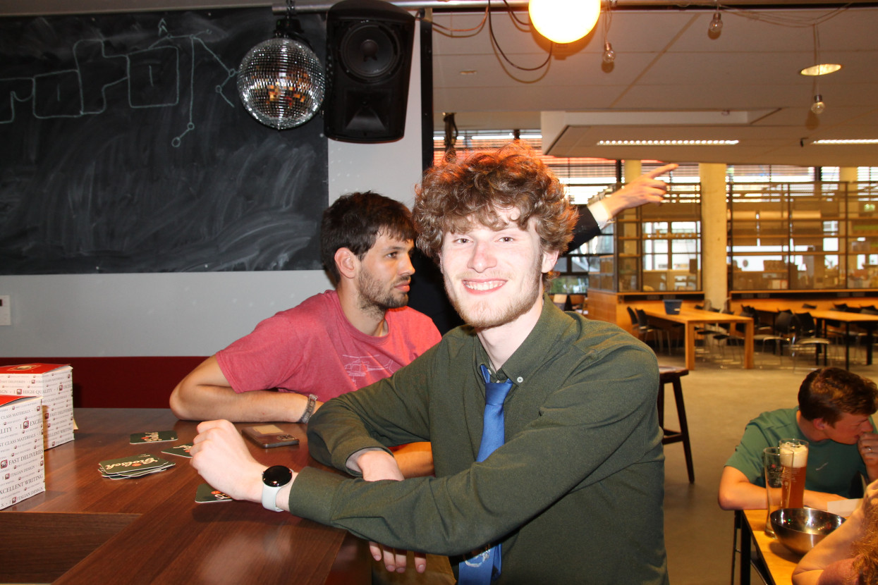 With the Knife on the Table